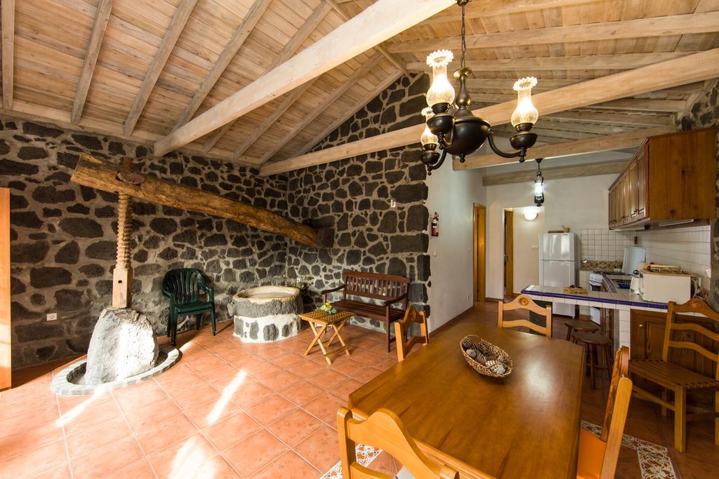 Casa Do Alambique Guest House Santa Luzia  Exterior photo